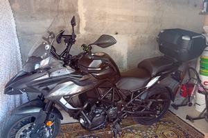 Benelli trk 502 stradale pari al nuovo
