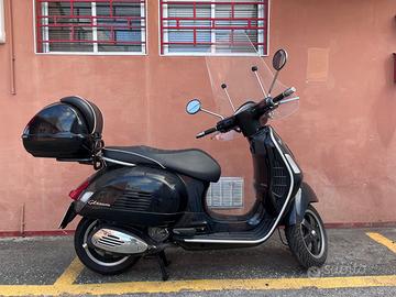 Vespa GTS 300