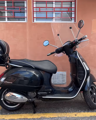 Vespa GTS 300