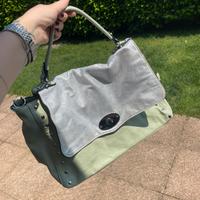 Borsa verde salvia e glitter con tracolla