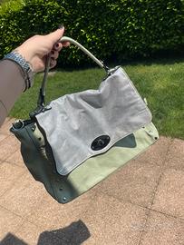 Borsa verde salvia e glitter con tracolla