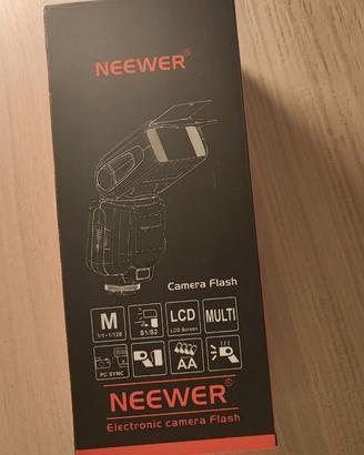 Neewer NW561 LCD Display Flash