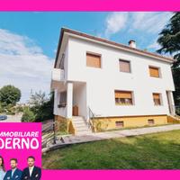 UDINE ZONA OSPEDALE - BIFAMILIARE in CLASSE "B"