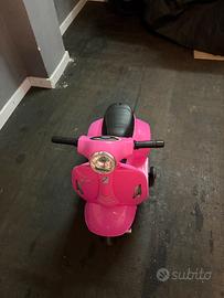Vespa elettrica bambina