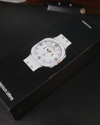 Samsung Watch Ultra Titanium 47mm mai usato
