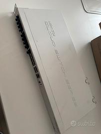 Mikrotik CRS326-24S+2Q+RM Switch Professionale