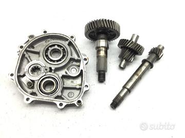 SUZUKI BURGMAN AN 400 INGRANAGGI E CARTER RUOTA PO