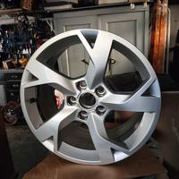 5 cerchi audi 17