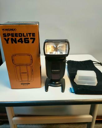 Yongnuo YN560 flash speedlite