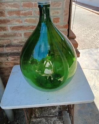 Bottiglie,damigiana e...