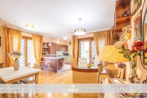 Appartamento di 120 m² con 4 locali e box auto a R