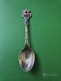 CUCCHIAINO VINTAGE SILVER PLATE LONDON