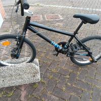 bicicletta bmx
