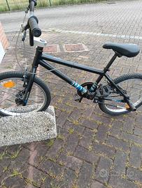 bicicletta bmx