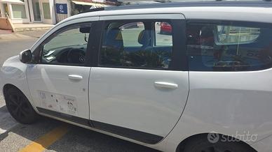 dacia 7 posti 