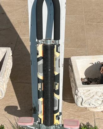 Pogo stick, saltarello per bambini