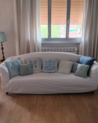 divano color crema