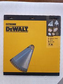 lama dewalt