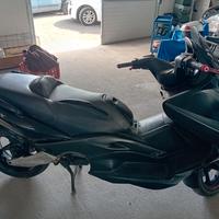 T Max 500 per Ricambi 