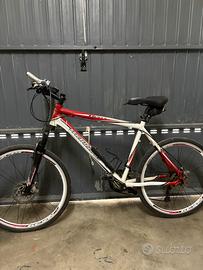 Bicicletta Montana 6061