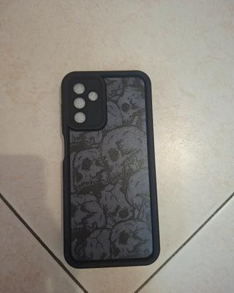 Samsung Galaxy A13 5G cover con teschi