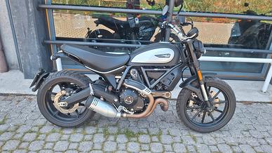 Ducati Scrambler 800 ICON 2021