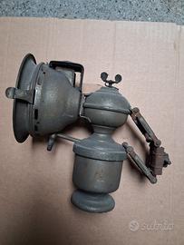 antica lampada per biciclette