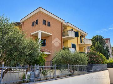 4 LOCALI A GUIDONIA MONTECELIO