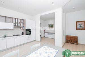 BILOCALE COMPLETAMENTE RISTRUTTURATO A DUE PASSI D