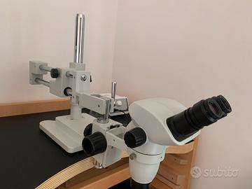 Microscopio 'Op SZX-B' binoculare