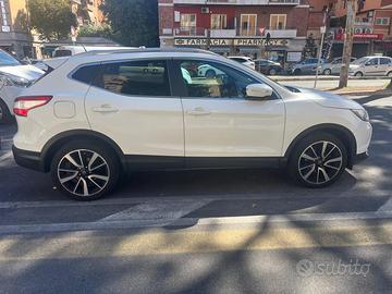 Nissan qashqai tekna