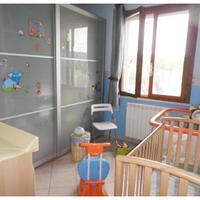 Armadio a due ante scorrevoli