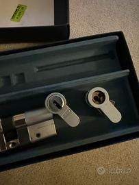 Serratura porta blindata