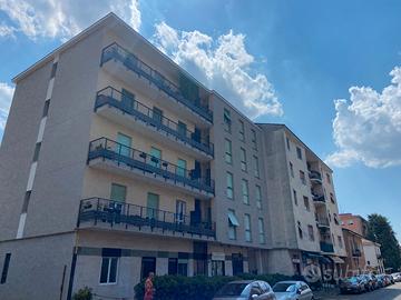 Bilocale Monza zona Cederna