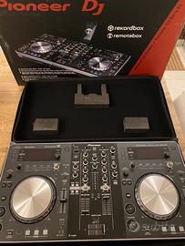 PIONEER XDJ-R1 consolle