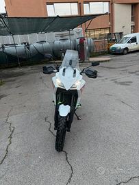 X CAPE 650