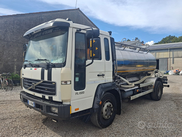 Volvo FL 220