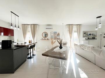 Appartamento Ristrutturato con tre camere, U/998