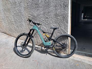 Bicicletta ebike specilezer turbo levo