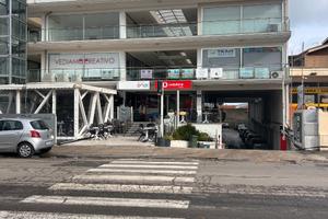 Locali commerciali, uffici in posizione strategica
