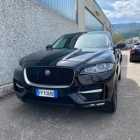 Jaguar F-Pace 2.0 D 240 CV AWD aut. R-Sport