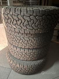 Gomme usate per fuoristrada