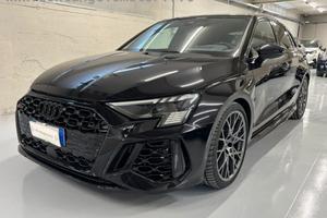 AUDI RS3 1- 300 RS3 SPB TFSI quattro S tronic
