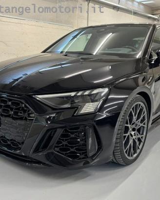 AUDI RS3 1- 300 RS3 SPB TFSI quattro S tronic