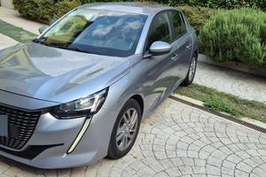 Peugeot nuova 208