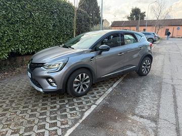 Captur intense plug-in etech 160cv