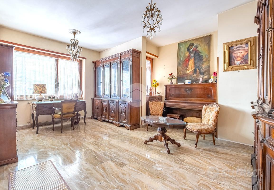 Apartment in Roma, Fonte Ostiense, Municipio Roma IX - Altro