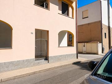 Casa vacanze al piano terra, veranda e posto auto