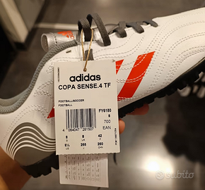 scarpe da calcetto adidas taglia 42,5
