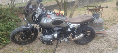 BMW r nine t